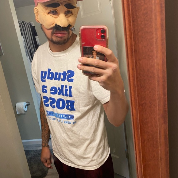 Meet your Posher, Lorenzo - Picture 1 of 1